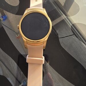 Wear24 Verizon Quanta Smartwatch 42mm WiFi + 4G Android (Gold)